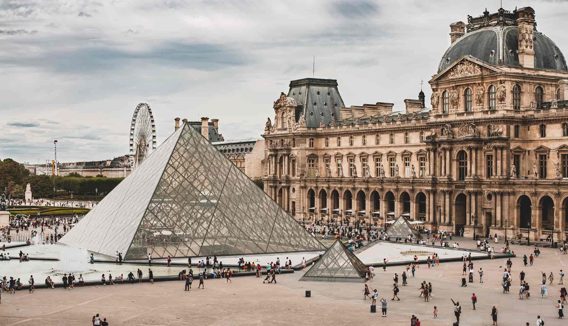 L’école du Louvre: savoir comment l’intégrer