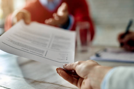 étudiant transmet résultat TOEIC TOEFL à recruteur